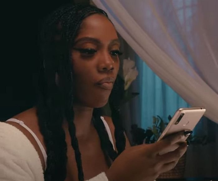 VIDEO: Tiwa Savage – Dangerous Love