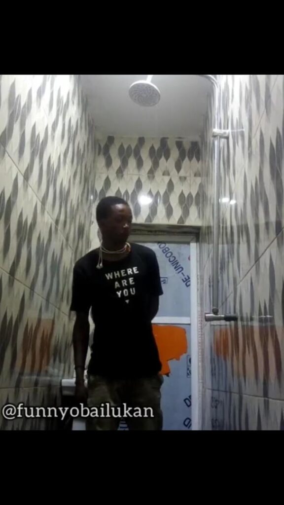 COMEDY: funny oba ilu kan-When a village boy first see a shower.